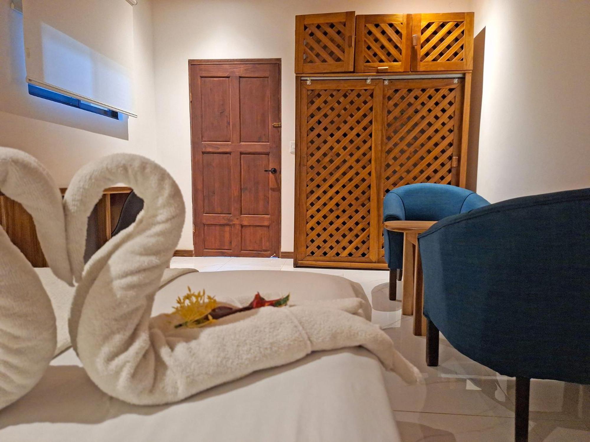 Infiniti Hotel Puerto Viejo de Talamanca Kültér fotó