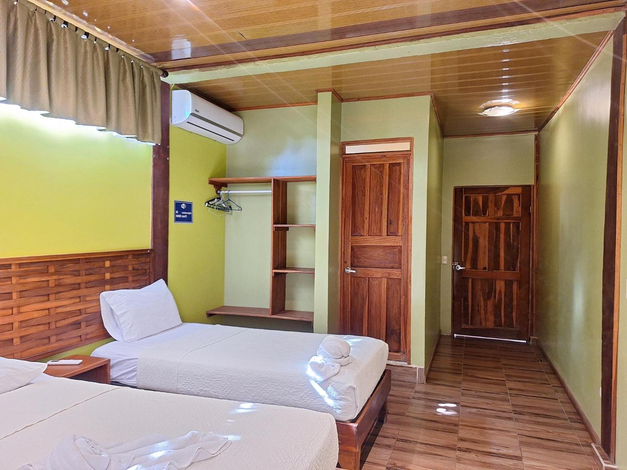 Infiniti Hotel Puerto Viejo de Talamanca Kültér fotó