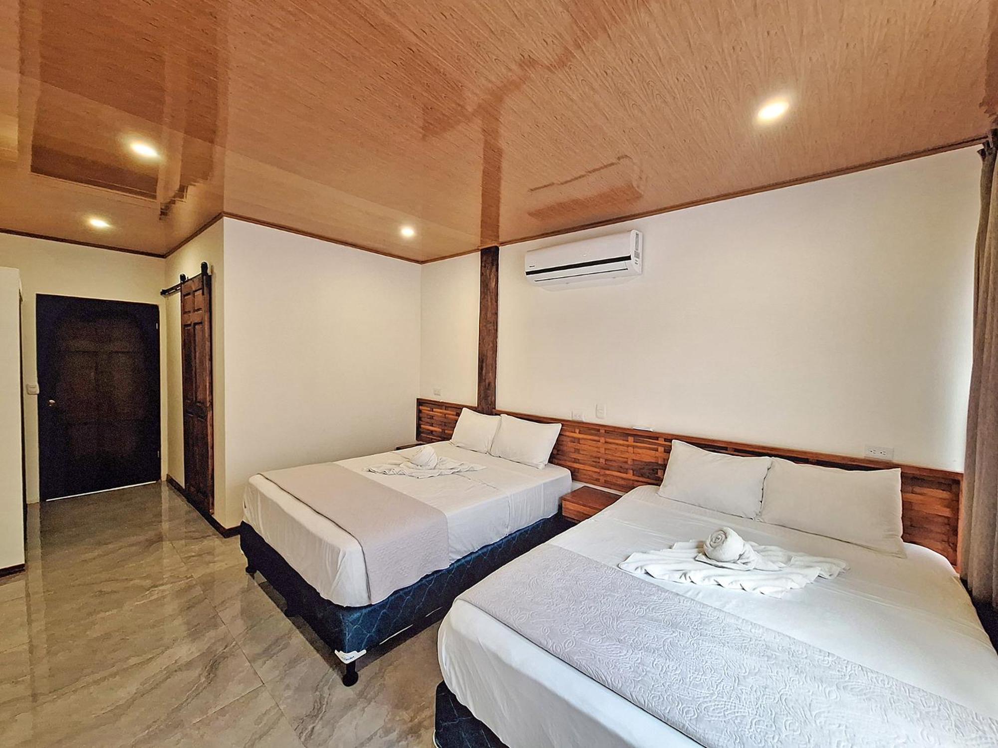 Infiniti Hotel Puerto Viejo de Talamanca Kültér fotó