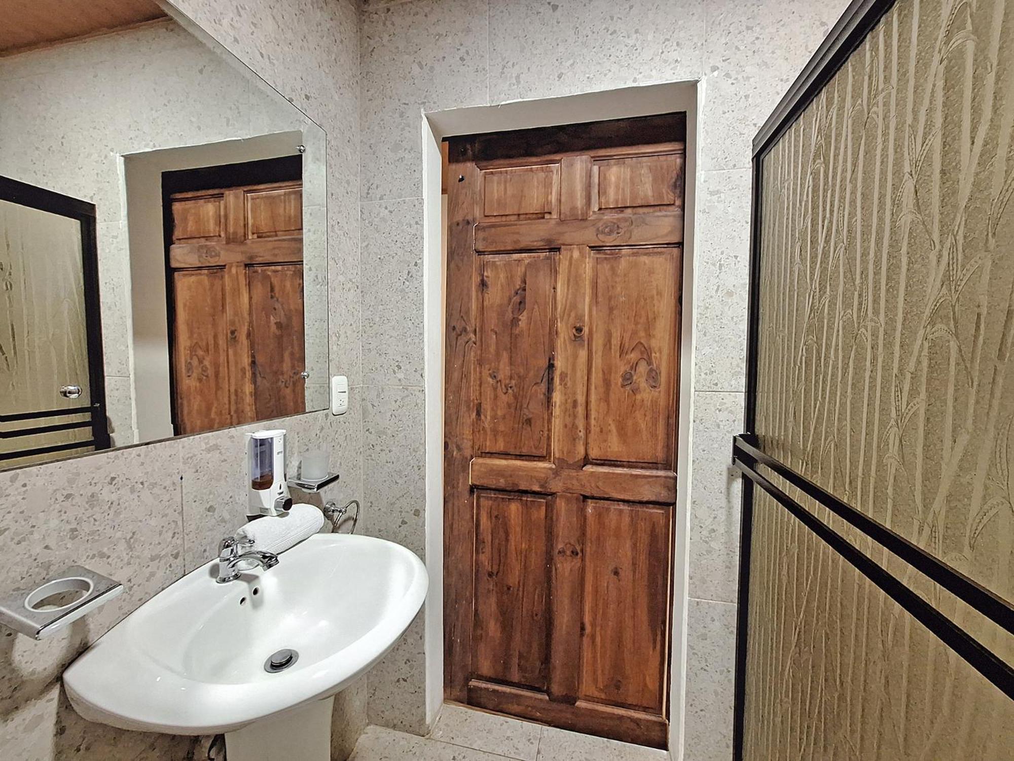 Infiniti Hotel Puerto Viejo de Talamanca Kültér fotó